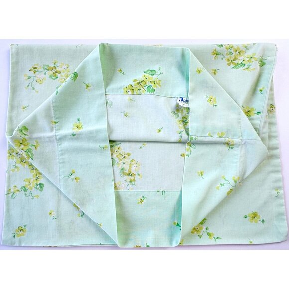 Vintage 70s pillowcase, mint green and lime flowers, Dan River, single casing - Picture 5 of 8
